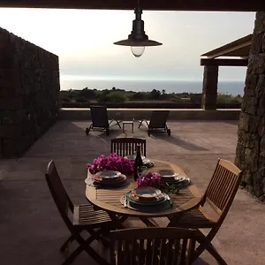 Il Dammuso Di Giorgia Pantelleria
